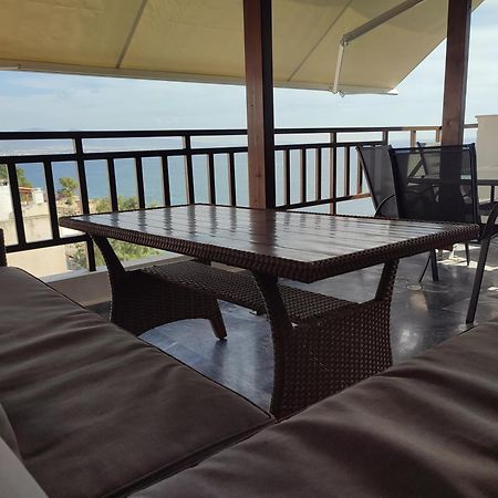 Blue Seaview Suites Piraeus Ngoại thất bức ảnh