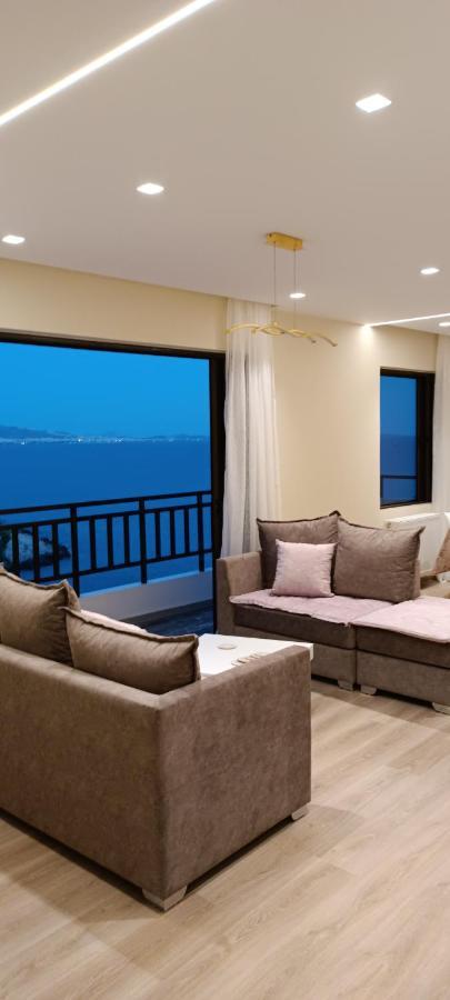 Blue Seaview Suites Piraeus Ngoại thất bức ảnh