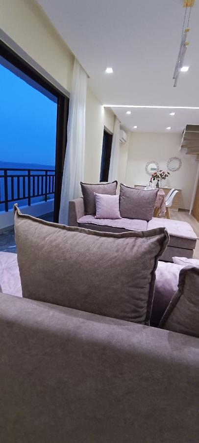 Blue Seaview Suites Piraeus Ngoại thất bức ảnh